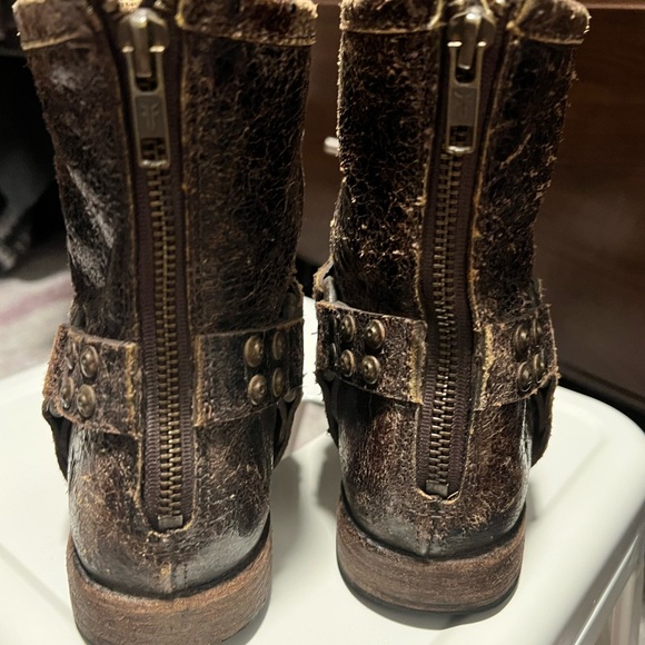 Frye boots. Size 9 - Picture 4 of 6